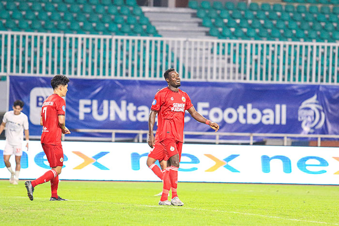 Imbang Kontra Persis Solo, Semen Padang Masih Tertahan di Zona Degradasi 1 IMBANG— Semen Padang FC bermain imbang 0-0 kontra Persisi Solo di pekan ke-7 BRI Liga 1 2024/2025, Minggu (29/9). Hasil ini membuat tim berjuluk Kabau Sirah masih tertahan di zona degradasi.