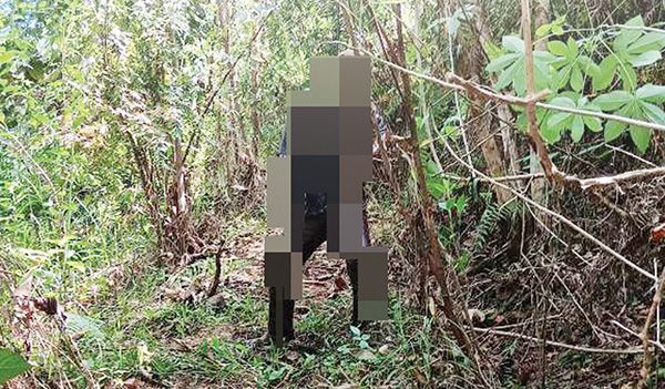 Pria Paruh Baya Tewas Mengenaskan, Tergantung di Pohon, Kondisinya Membusuk, Korban Dilaporkan Hilang 5 Hari 1 MAYAT— Penemuan mayat pria paruh baya yang tergantung dengan kondisi memusuk di Korong Pasa Dama, Nagari Parit Malintang, Kecamatan Enam Lingkung.