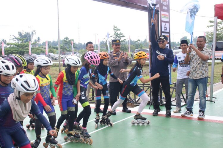 Kejuaraan Payakumbuh Inlineskate Open 2024, 23 Klub Ambil Bagian 1 23 Klub Ambil Bagian dalam Kejuaraan Payakumbuh Inlineskate Open 2024