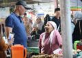 Mahyeldi Kembali Dengar Aspirasi Pedagang di Pasar Simpang Haru 10 Mahyeldi Kembali Dengar Aspirasi Pedagang di Pasar Simpang Haru
