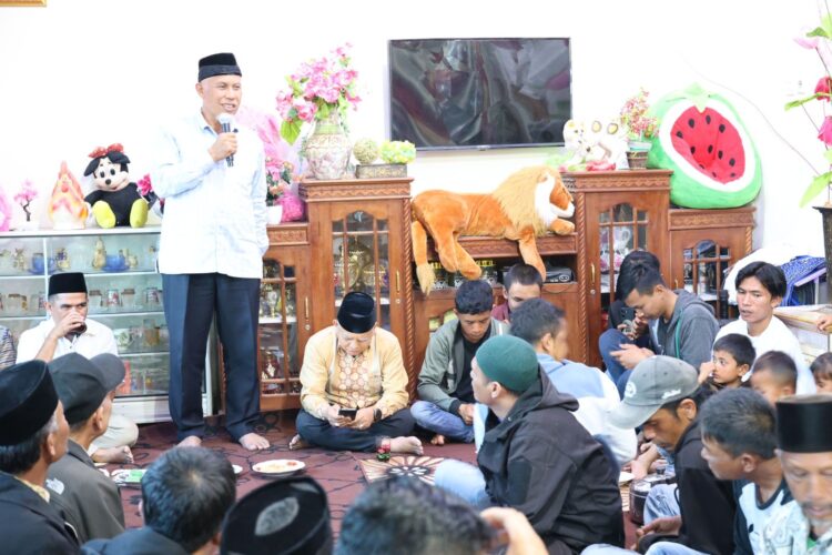 Tokoh Solok Amak Chicay Serukan Dukungan Penuh untuk Mahyeldi-Vasko di Pilgub 2024 1 44f7040b 55d1 4cec be3b 41bbd529470f