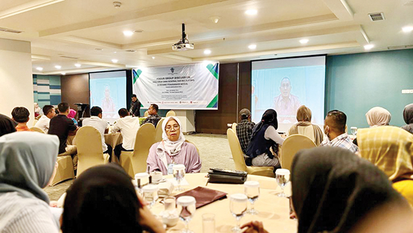 FGD PENANAMAN MODAL— Anggota DPR RI asal Sumbar H Andre Rosiade membuka FGD Hasil Kerja Sama Regional dan Multirateral di Bidang Penanaman Modal Tahun Anggaran 2024, yang diselenggarakan Kementerian Investasi/BKPM, Rabu (8/10) di Hotel Mercure Padang.