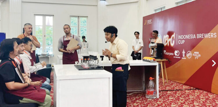 KOMPETISI KOPI— Komunitas Kopi Bukittinggi Menyeduh kembali menggelar kompetisi kopi berskala nasional bertajuk Bukittinggi Menyeduh Indonesia Coffee Competition (ICC) League 2024.