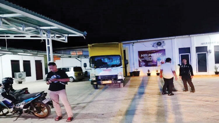 Dikawal Ketat KPU Agam Terima Surat Suara Pilkada