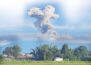 Gunung Marapi kembali Erupsi, Kolom Abu Vulkanik Mencapai 1.000 Meter