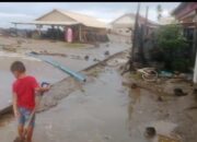 Banjir Rob di Pesisir Selatan, Air Laut Masuk ke Pemukiman, Satu Keluarga Mengungsi