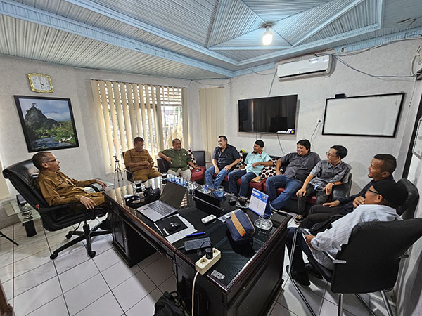 Pimpinan Dua Media Cetak ini Hadir di “Tips and Trips”, Bahas Tulisan dan Jurnalisme di era Digital 1 IMG 20241023 WA0064