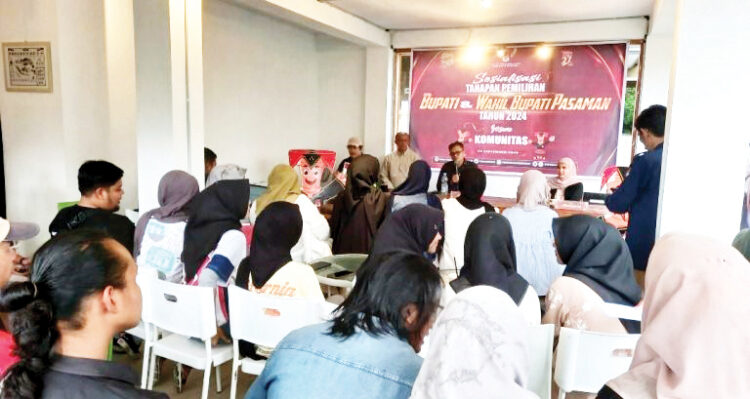 Gandeng Berbagai Lintas Komunitas, KPU Pasaman Sosialisasikan Tahapan Pilbup 2024 1 SOSIALISASI— KPU Pasaman menggelar sosialisasi tahapan Pilbup 2024 bersama komunitas, Minggu (29/9).
