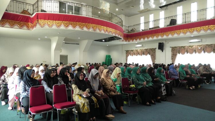 Pemkab Pasbar Gelar Audit Kasus Stunting Tahap Akhir 1 AUDIT KASUS STUNTING—Pemkab Pasbar melakukan audit kasus stunting tahap akhir, di aula kantor Bupati.