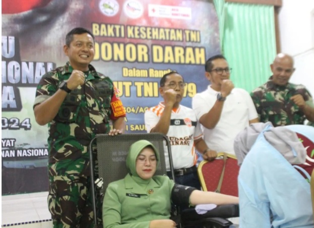 Sambut HUT Ke-79 TNI, Kodim 0304 Agam Gelar Donor Darah Terbesar di Bukittinggi 1 Screenshot 20241003 142207 Chrome 1