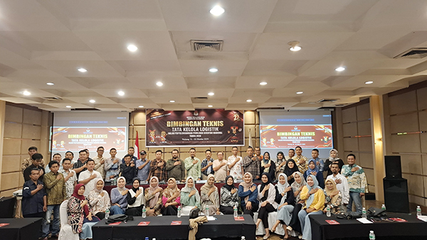 Seluruh PPK Ikuti Bimtek Pemahaman Tata Kelola Logistik Pilkada 2024 1 bimbingan teknis --PPK se-Kabupaten Sijunjung diberi bimbingan teknis tentang tata kelola logistik pemilihan kepala daerah serentak tahun 2024 yang akan berlangsung pada 27 November mendatang.