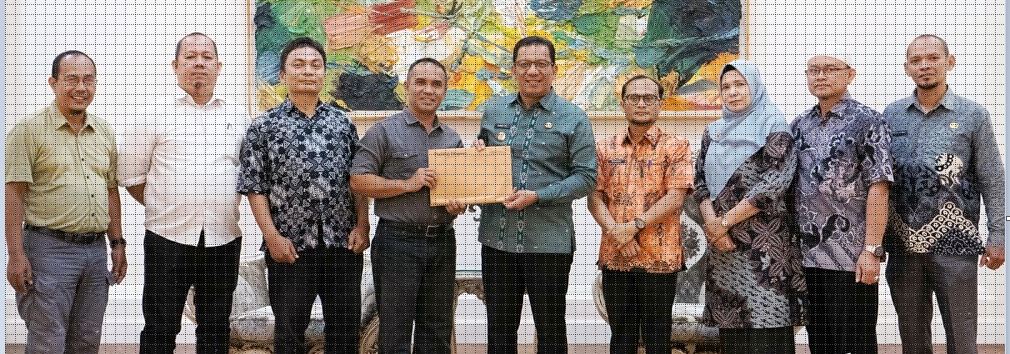 Tingkatkan Kemitraan Manajemen Padang Ekspres Silaturahmi dengan Pj Wako Sonny