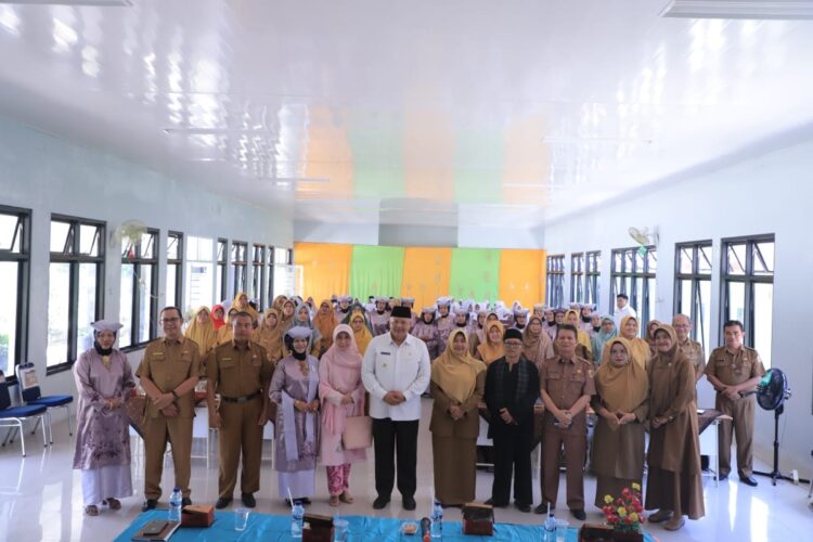 Wali Kota Solok Zul Elfian menilai kegiatan Bundo Kanduang Masuk Sekolah memberi nilai