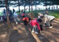 Ribuan Tenaga Honor Sisir Pantai Selama Tiga Hari 10 Ribuan Tenaga Honor Sisir Pantai Selama Tiga Hari
