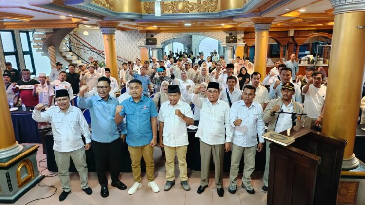 Pilgub Sumbar 2024: Vasko Ruseimy Minta Kader Gerindra dan Pendukung untuk Tetap Berpolitik Santun 1 cec4d5c6 4014 4247 8652 1a0da684d868