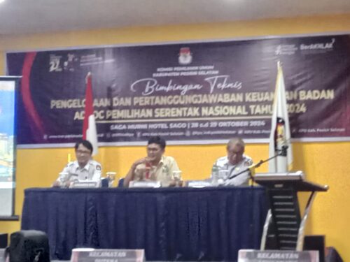 KPU Pessel Anggarkan Rp25 Miliar untuk Honor Badan Ad Hoc Pilkada 2024 1 kpu pessel e1730190569788
