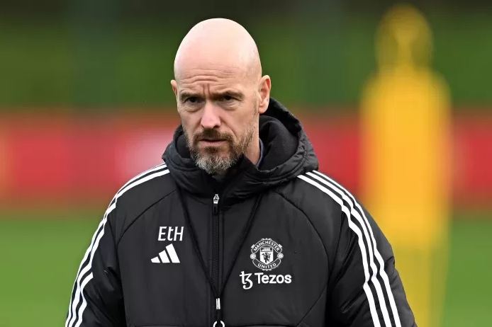 OPTIMIS— Pelatih Manchester United (MU) Erik ten Hag merasa semua pihak di MU masih mendukungnya setelah hasil imbang 0-0 melawan Aston Villa di Villa Park dalam lanjutan Liga Inggris, Minggu (6/10).