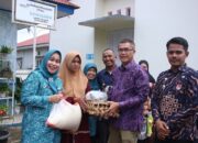 393 KK Terima Bantuan KRS dari Pemko Payakumbuh