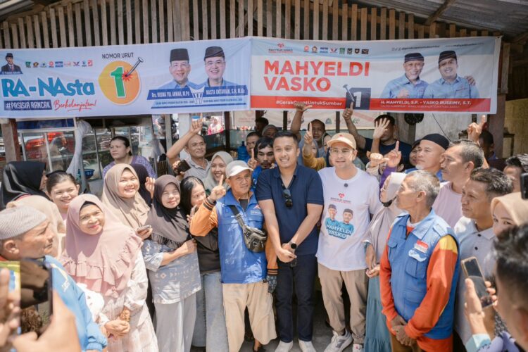 Berkunjung ke Painan, Raffi Ahmad Dukung Mahyeldi-Vasko di Pilgub Sumbar 2024 1 6a5a6462 0efe 4ae9 b4bb 9e418352c2c8