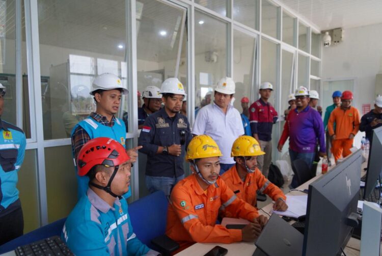 TKDN Capai 90 Persen, PLN Berhasil Operasikan SUTET 275 kV Muara Enim – Gumawang secara Penuh 1 IMG 20241120 WA0006