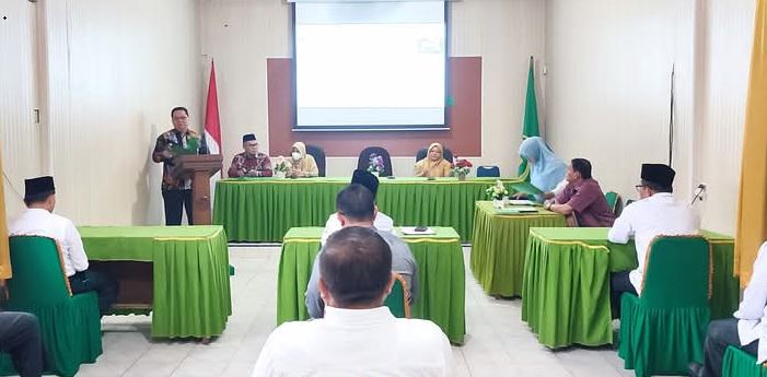 Diikuti Sembilan Orang Peserta, Seleksi CAT Petugas Penyelenggara Ibadah Haji 1 IKUTI—Terlihat sebanyak 9 orang peserta mengikuti seleksi Computer Assisted Tes (CAT) Petugas Penyelenggara Ibadah Haji (PPIH) Arab Saudi dan PPIH Kloter tahun 1446H/2025M di aula Kantor Kementerian Agama Kota Sawahlunto.
