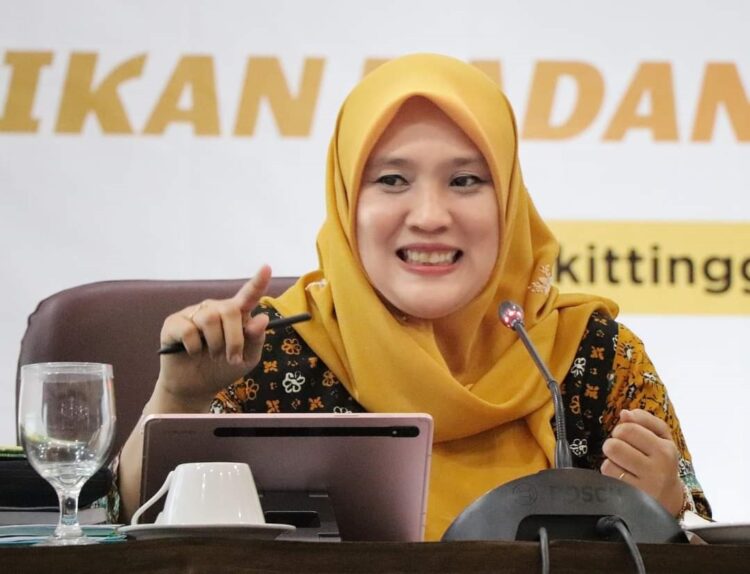 Ketua Monev KI Sumbar, Tanti Endang Lestari