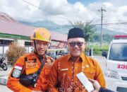 Ratusan Warga Sekitar Puncak Gunung Masih Beraktivitas Normal