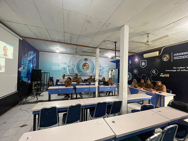 KONSULTASI SEGEL ELEKTRONIK— Bidang Aptika Dinas Komunikasi dan Informatika Kabupaten Limapuluh Kota mengadakan Konsultasi Segel Elektronik, yang diadakan di Aula Dinas Komunikasi dan Informatika, baru-baru ini.