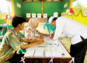 Bupati Hamsuardi Monitoring Jalannya Pemungutan Suara, Pilkada Pasbar Berjalan Aman dan Kondusif