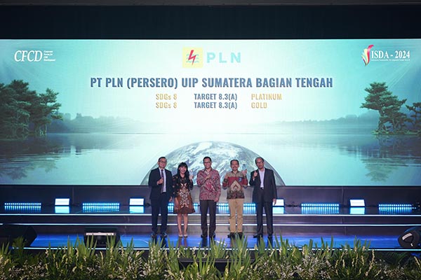 PLN UIP Sumbateng Kembali Raih Penghargaan ISDA 2024 1 PENGHARGAAN--PT PLN (Persero) Unit Induk Pembangunan Sumatera Bagian Tengah meraih dua penghargaan pada ajang Indonesia SDGs Award (ISDA) 2024.