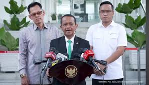 Subsidi BBM Diubah BLT, Salah Satu Alternatif yang Bakal Ditawarkan ke Prabowo 1 Menteri ESDM Bahlil Lahadalia. (Setpres)