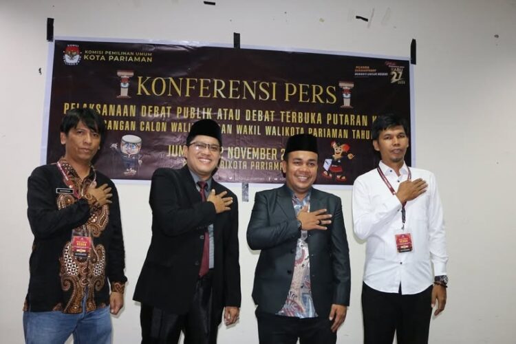 Sampaikan Gagasan, KPU Laksanakan Debat Calon Wako Tahun 2024 1 DEBAT— Komisi Pemilihan Umum (KPU) menjelang melaksanakan debat terbuka untuk pasangan calon Walikota dan Wakil Walikota Pariaman tahun 2024.