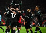 Menang Dramatis Atas Southampton, Liverpool Menjauh Tinggalkan Man City