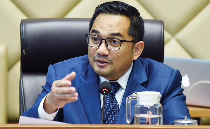 DPR akan Kaji Usulan Pemilu Nasional dan Lokal, Ketua Komisi II: Pertimbangkan Waktu yang Tepat 1 Ketua Komisi II DPR RI Rifqinizamy Karsayuda