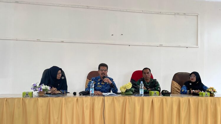 Pentingnya Kawasan Tanpa Rokok, Dinkes Lakukan Berbagai Kegiatan 1 Dinas Kesehatan Dinkes Kota Solok terus menggelar berbagai kegiatan untuk mengampayekan pentingnya keberadaan Kawasan Tanpa Rokok KTR. Salah satunya melalui kegiatan Rapat Koordinasi Tim Pem