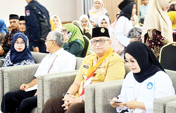 FTBI Momentum Pelestarian Bahasa Daerah 1 FESTIVAL— Pj Wali Kota Padang Andree Algamar, menghadiri sekaligus membuka Festival Tunas Bahasa Ibu (FTBI) Tahun 2024, Senin (16/12).