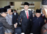 Kalah di Pilkada Bukittinggi, Erman Safar Beri Selamat untuk Ramlan Nurmatias, ”Saya akan Selesaikan Tugas Hingga Februari 2025″