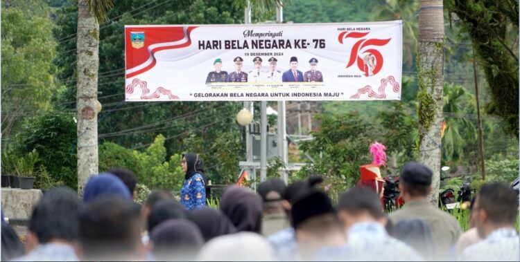 Semangat Bela Negara, Bupati Khairunas: Demi Wujudkan Indonesia Maju 1 SAMBUTAN—Bupati Solok Selatan H. Khairunas. sebagai Inspektur Upacara berikan sambutan.