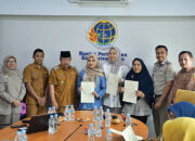 Warga Nagari Sitalang Terima 82 Sertifikat Redistribusi Tanah