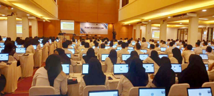 Tiga Non-ASN Tidak Ikut Seleksi Kompetensi PPPK 1 BERJALAN SUKSES— Seleksi kompetensi bagi calon Pegawai Pemerintah dengan Perjanjian Kerjasama (PPPK) Pemko Padang yang berlangsung selama tiga hari, 14-16 Desember 2024, berjalan sukses.