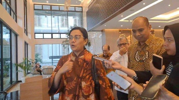 Soal Rencana Kenaikan PPN 12 Persen, Menkeu Sri Mulyani Indrawati Memilih Bungkam 1 memilih bungkam --Menteri Keuangan (Menkeu) Sri Mulyani Indrawati memilih bungkam setiap kali ditanya soal rencana kenaikan PPN 12 persen yang dijadwalkan berlaku mulai Januari 2025.