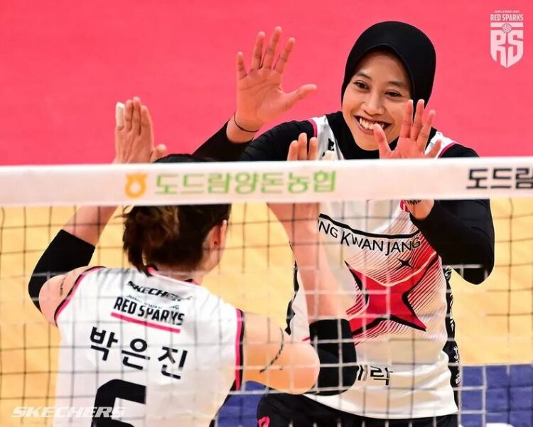 Statistik Gila Megawati Hangestri di Negeri Ginseng, Layak Jadi MVP Putaran Ketiga Liga Voli Korea Selatan 2024/2025 1 PEMAIN TERBAIK— Megawati Hangestri Pertiwi menjadi pemain terbaik (MVP) putaran ketiga Liga Voli Korea Selatan 2024/2025.