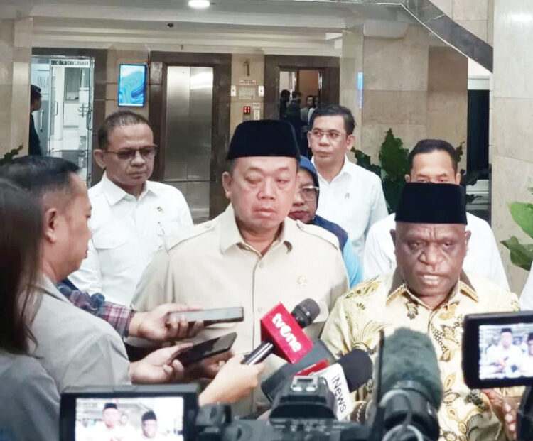 BERTEMU— Menteri Hak Asasi Manusia (HAM) Natalius Pigai menemui Menteri Agraria dan Tata Ruang (ATR) Nusron Wahid membahas upaya melindungi lumbung pangan nasional.