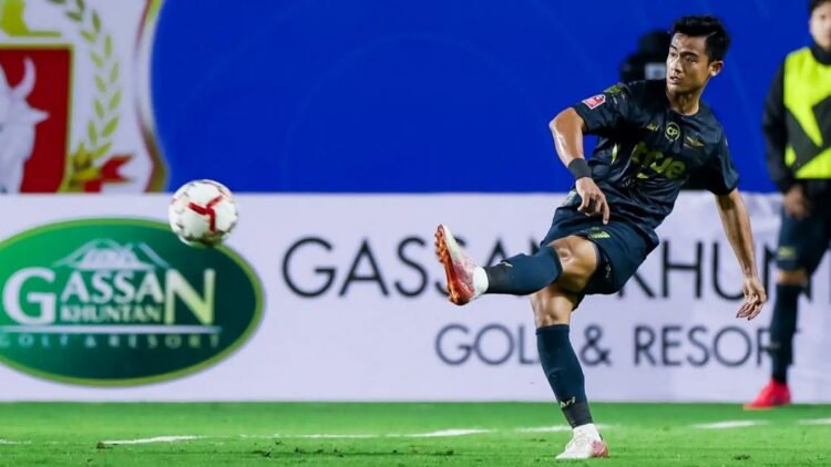 Pratama Arhan Bantu Bangkok United Menang, Tim Justin Hubner Tunduk dari Altrincham 1 PEMAIN DIASPORA— Pratama Arhan yang saat ini bergabung dengan Bangkok United meraih kemenangan 3-0 dari Nongbua Pitchaya di lanjutan babak 32 besar dalam kompetisi Piala FA Thailand.