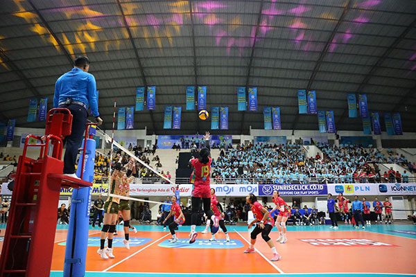 Jakarta Electric PLN Sukses, Tuan Rumah PLN Mobile Proliga 2025 Seri Malang dan Menang! 1 sukses --Jakarta Electric PLN sukses menjadi tuan rumah di Putaran Pertama PLN Mobile Proliga 2025 Seri Malang.