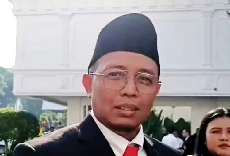 Puluhan Siswa di Sukoharjo Keracunan Makan Bergizi Gratis, Istana Minta BGN Evaluasi 1 Hasan Nasbi
Kepala Komunikasi Kepresidenan