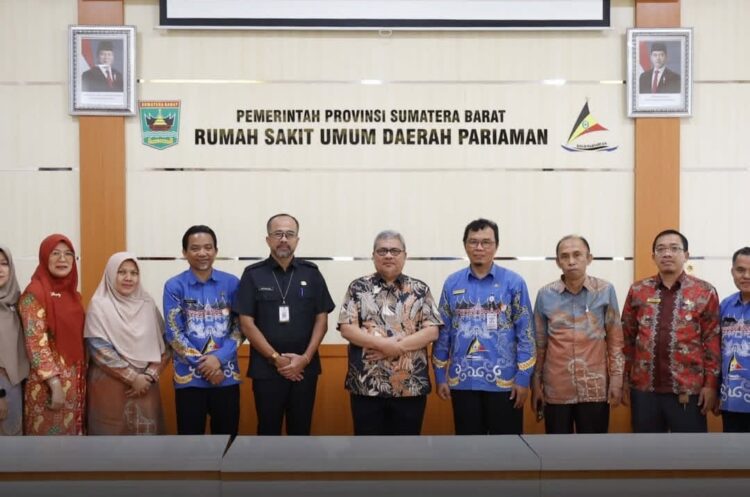 Pastikan Kualitas Pelayanan, Ketua DPPD Sumbar Kunjungi RSUD Pariaman 1 KUNJUNGAN KERJA--Ketua DPPD Sumbar Muhidi, melakukan kunjungan kerja ke RSUD Pariaman pada Kamis, (9/1).