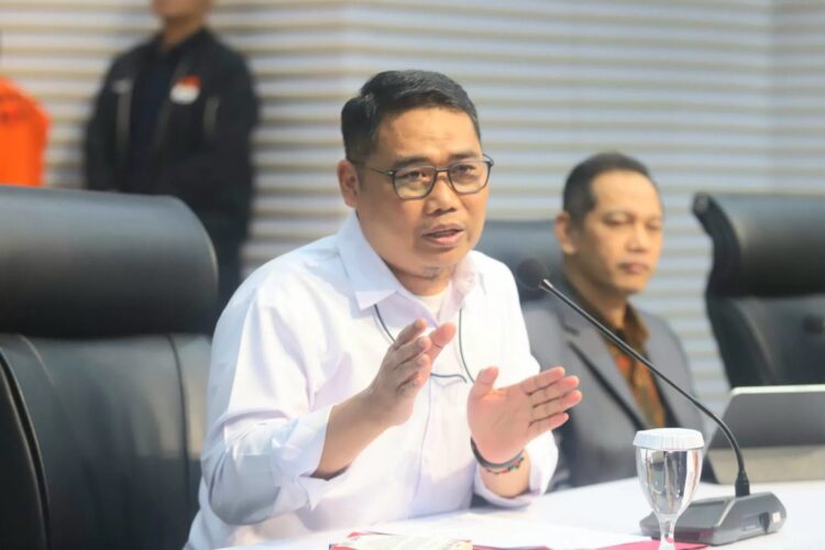 Geledah Rumah Anggota DPR RI Satori, KPK Amankan Barang Bukti Kasus Dugaan Korupsi CSR Bank Indonesia 1 Brigjen Pol Asep Guntur Rahayu
Direktur Penyidikan KPK