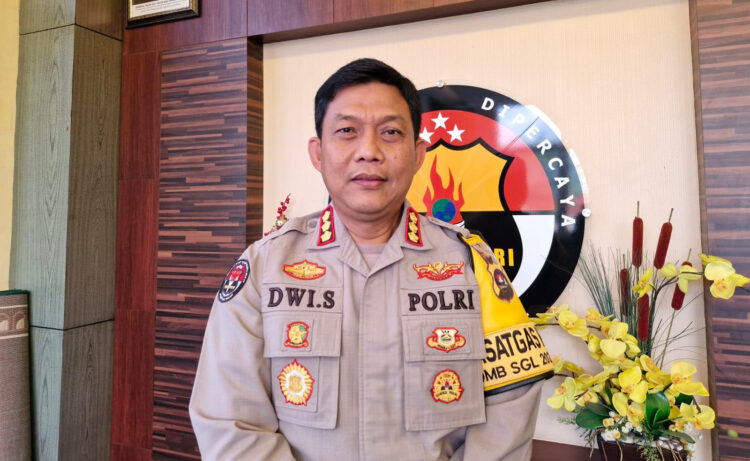 Polda Sumbar Komitmen Jadikan Kota Padang Zero Tawuran dan Balap Liar, Patroli Rutin hinggaTingkatkan Peran Babinkamtibmas 1 Kabit Humas Polda Sumbar,
Kombes Pol Dwi Sulistyawan