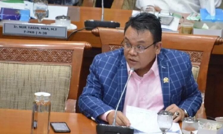 Ketua KOMISI VII DPR